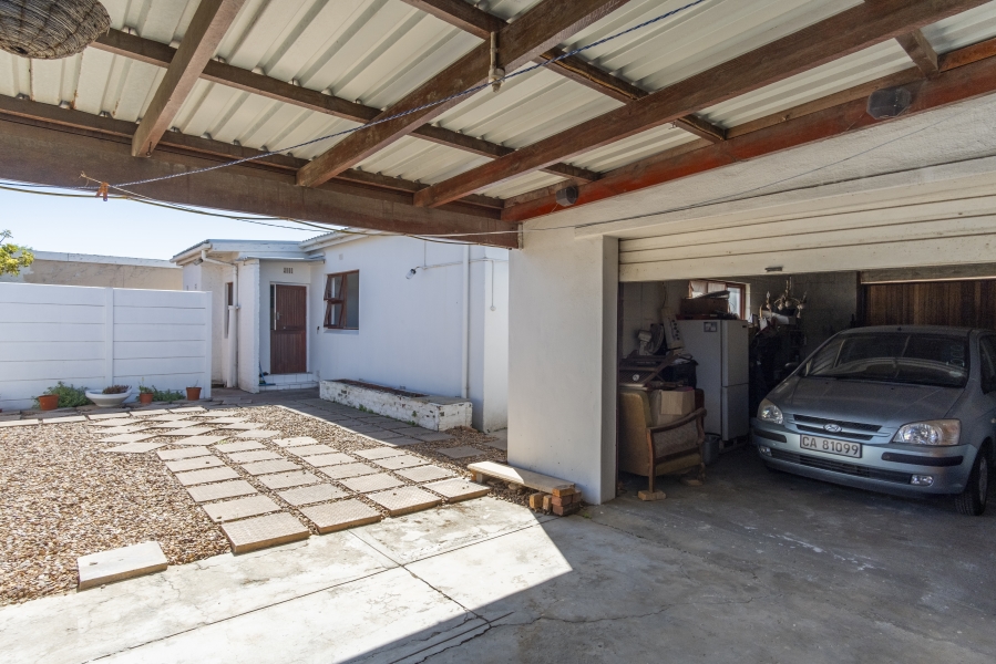3 Bedroom Property for Sale in Heathfield Western Cape
